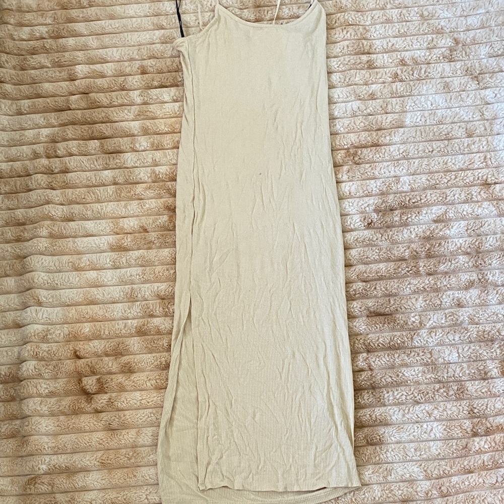 Forever 21 Cream Maxi Dress